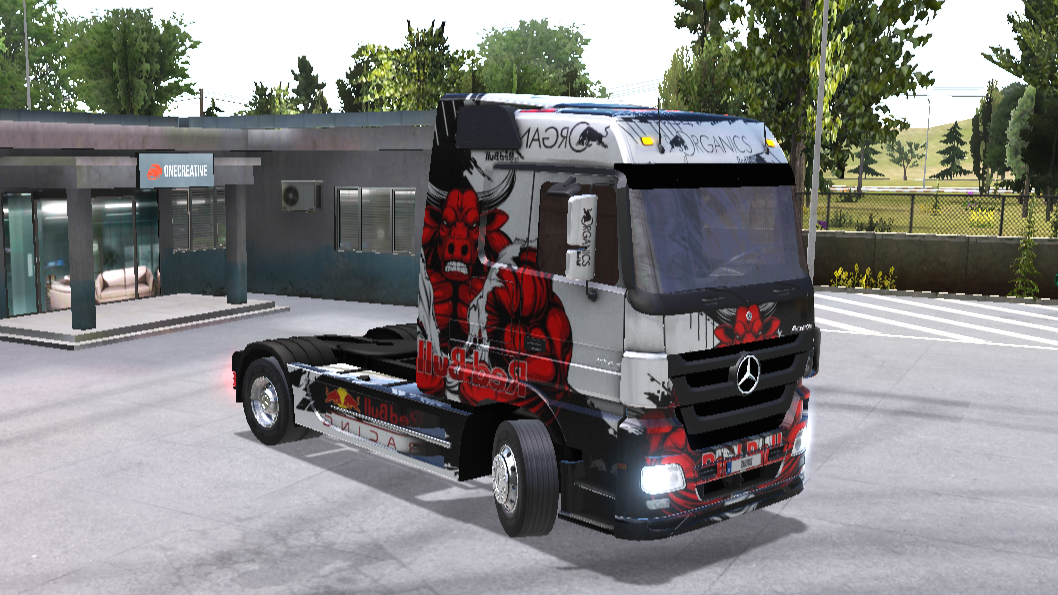 Benz Actros 2010 Premium Skin Red Bull